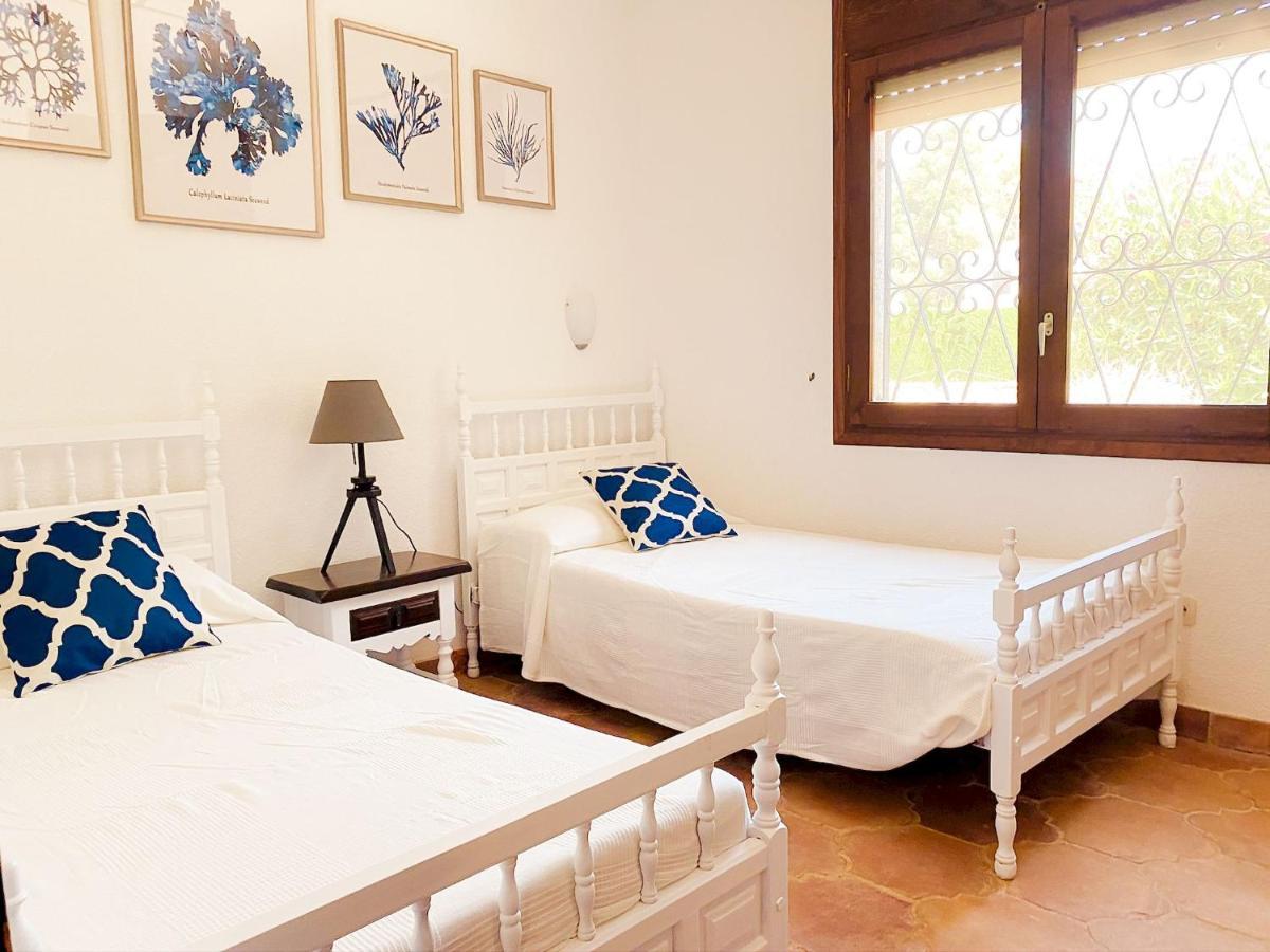 Villa Dos Calas - Bonita Villa De Estilo Rustico Y Piscina De Agua Salada L'Ametlla de Mar Eksteriør billede